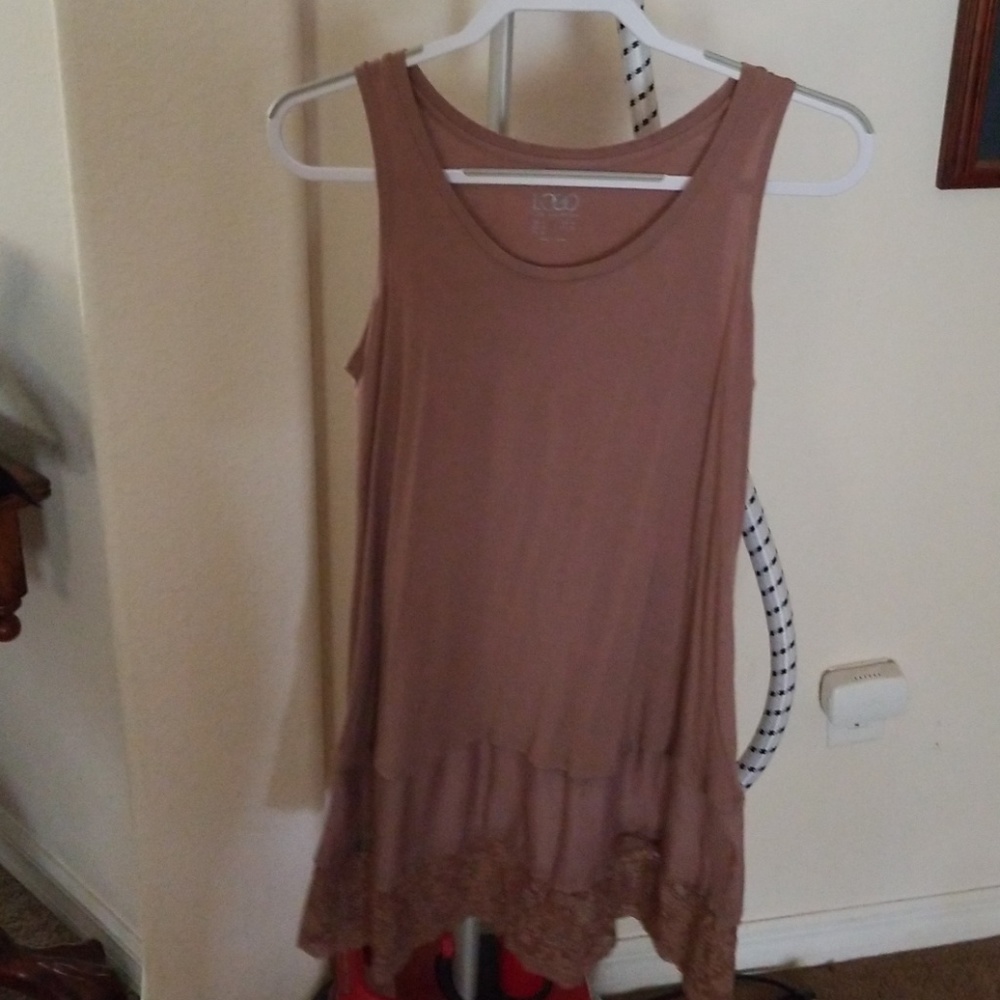 Top - Picture 1 of 2